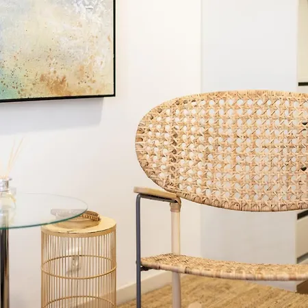 Living Bairro Alto V Apartment *